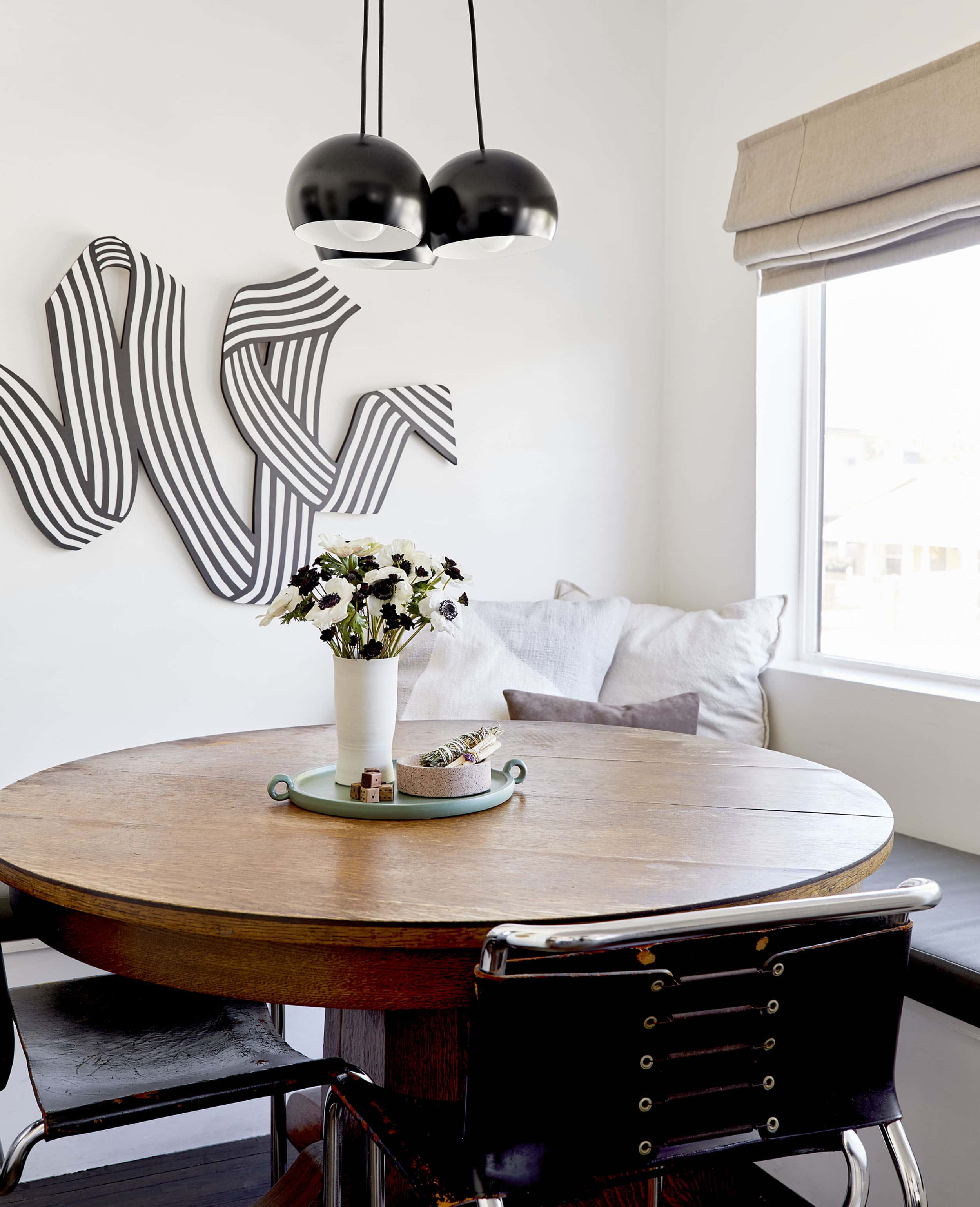 Emilybowserdiningroomlivingroom04
