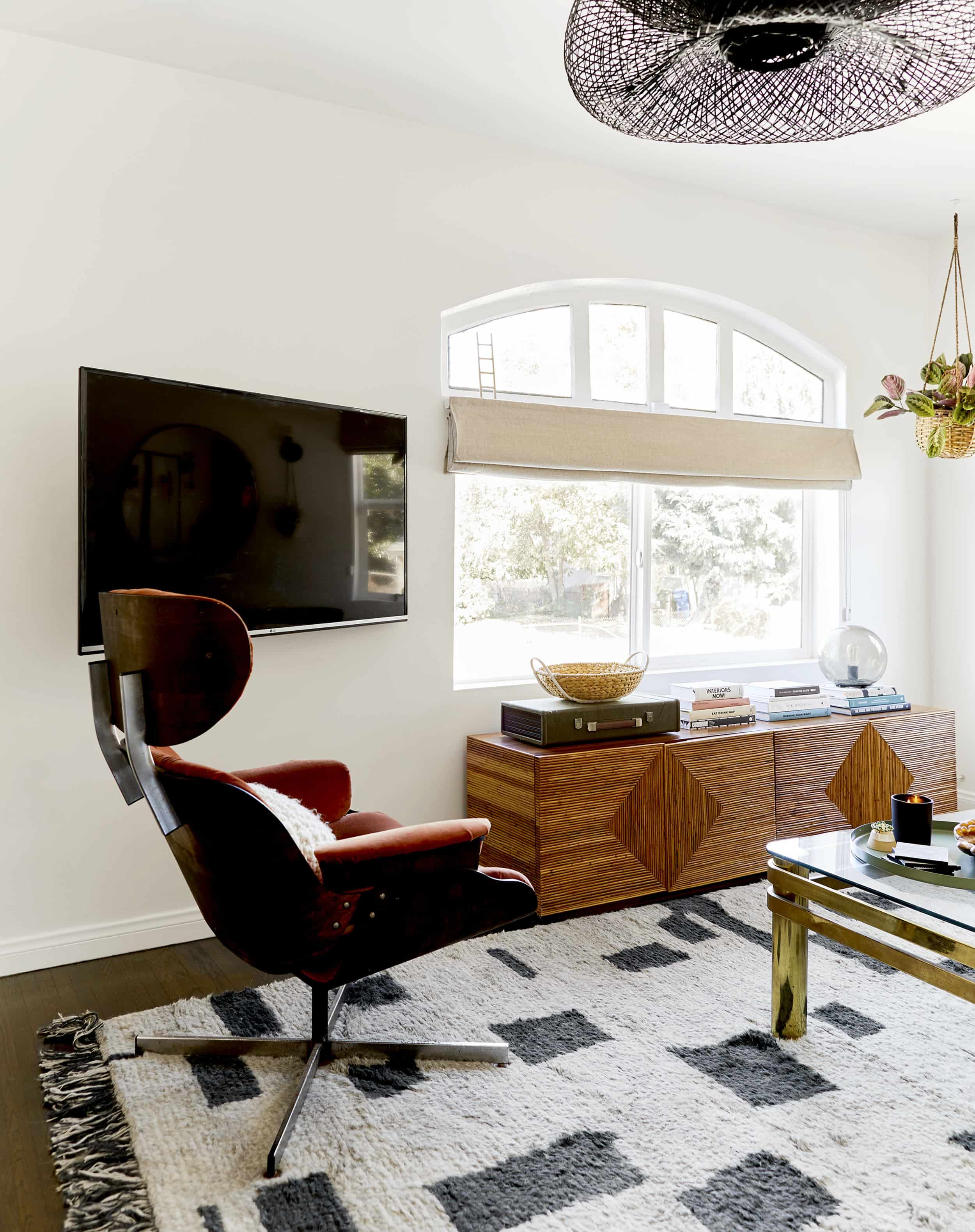 Emilybowserdiningroomlivingroom13