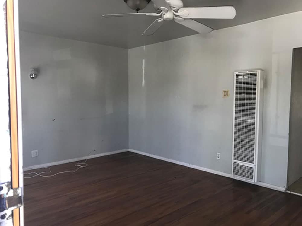 Living Room 01