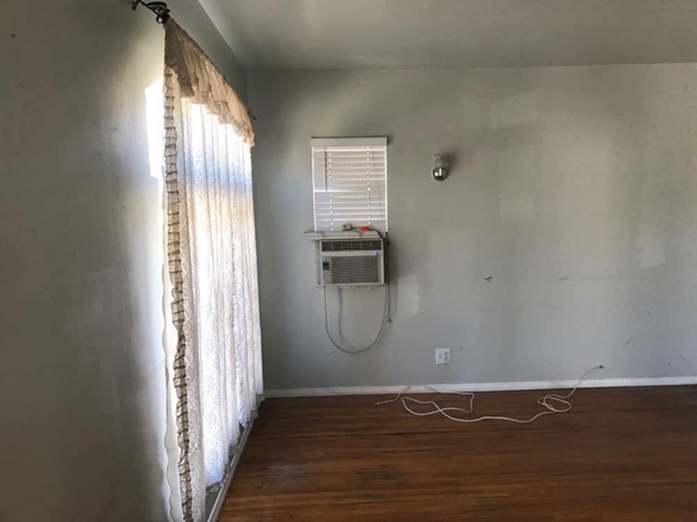 Living Room 02