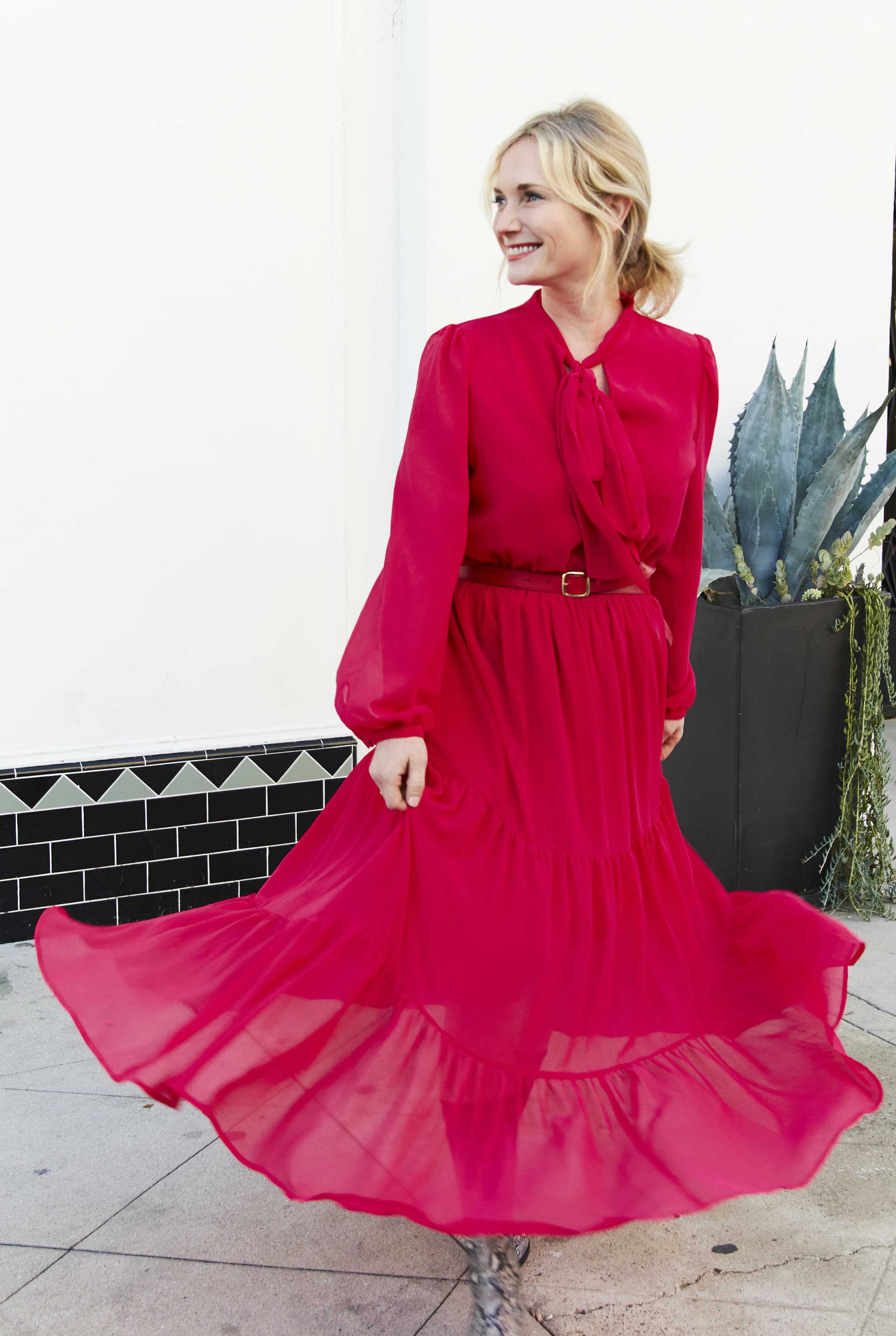 Emily Henderson holiday outfit ideas 17