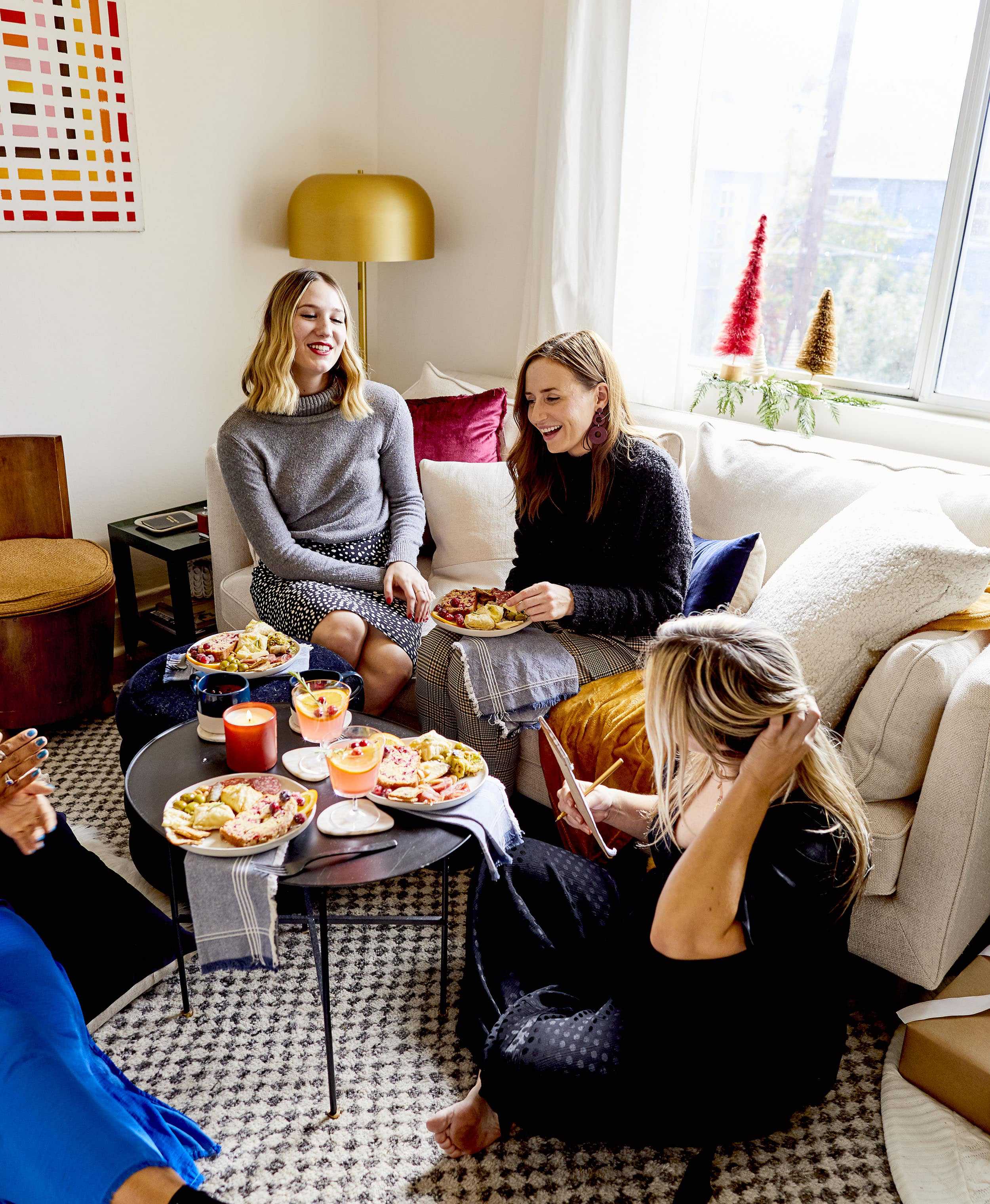 small space party hacks10