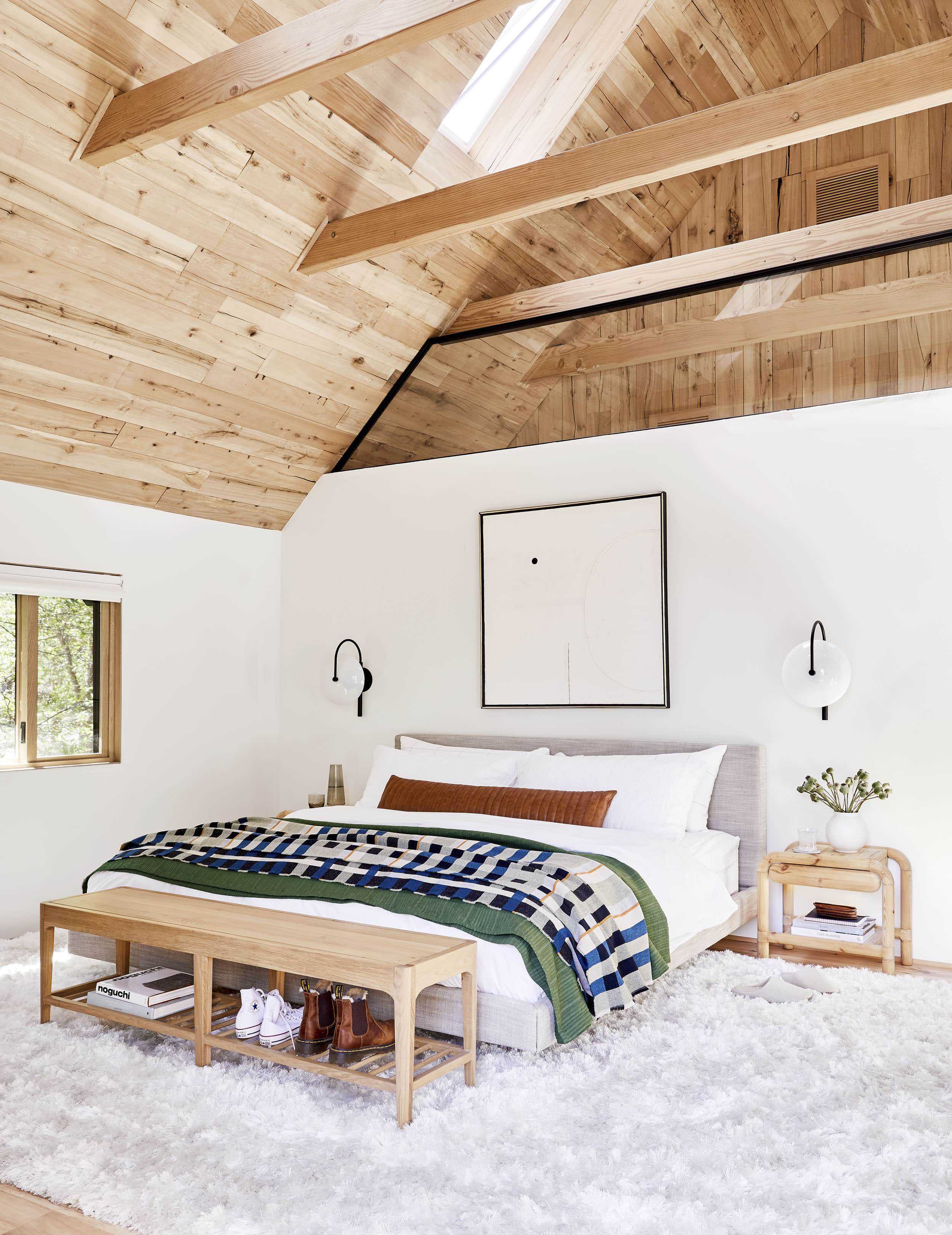 Emily Henderson How To Make A Bed 7