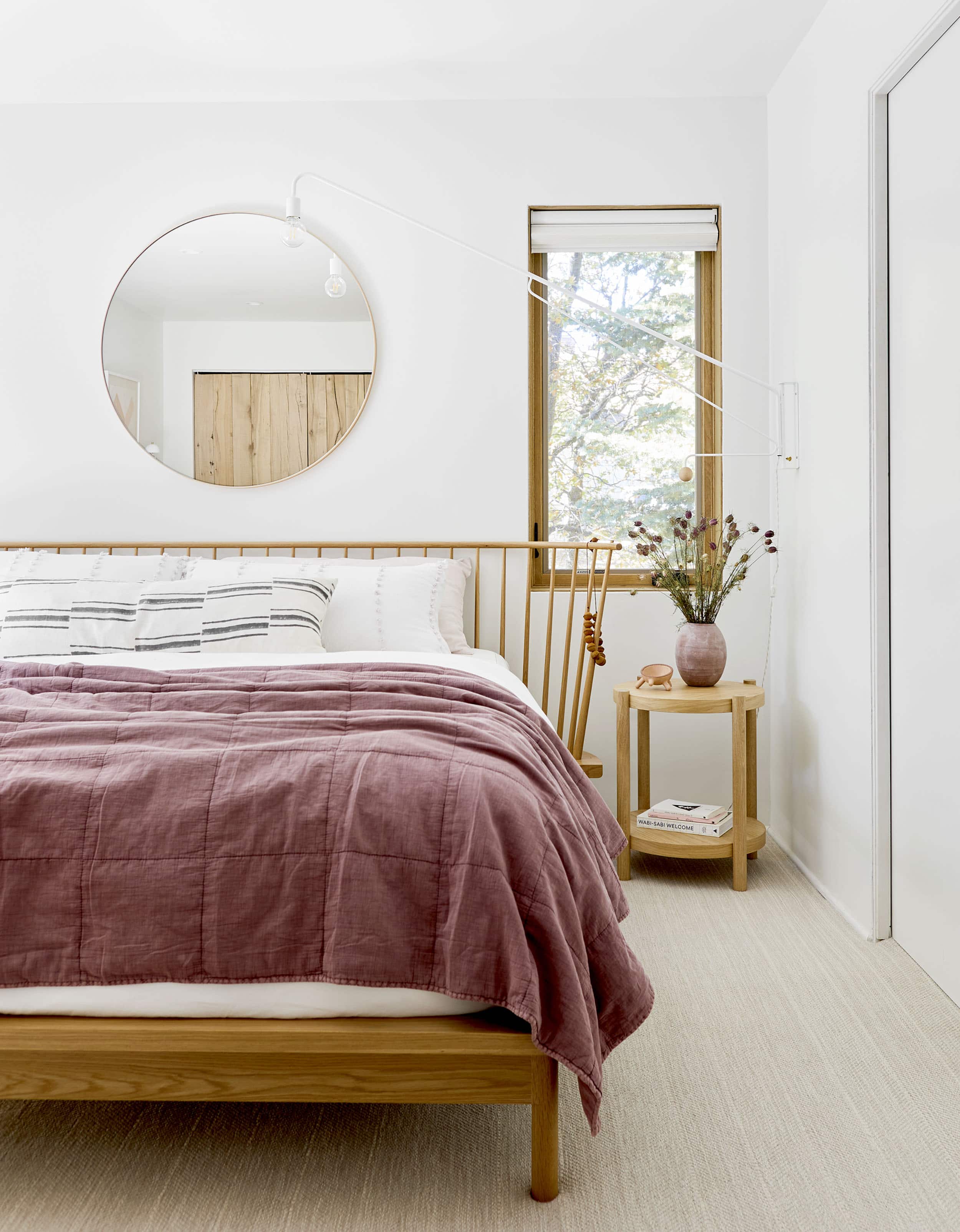 Emily Henderson How To Make A Bed 20