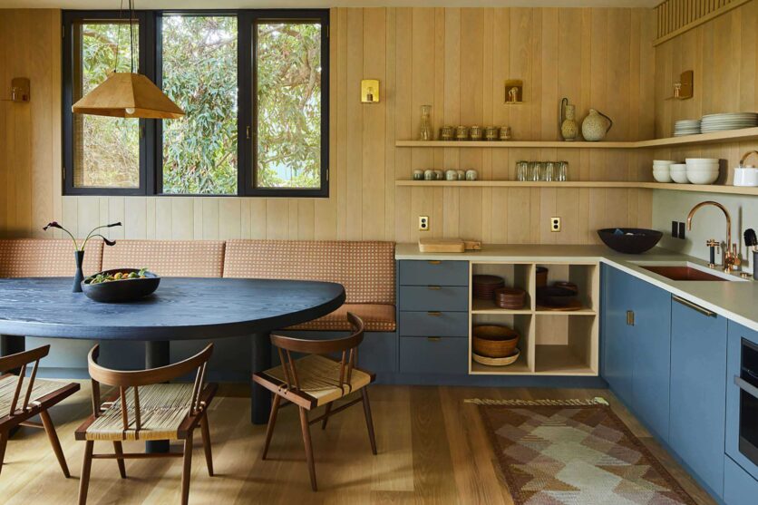 Studio Shamshiri La Jolla John August Reed Residence Pool House Kitchen 1466x977