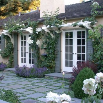 wall-pergola