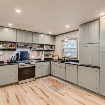 11-Kitchen