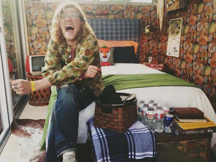Airbnb Allen Stone
