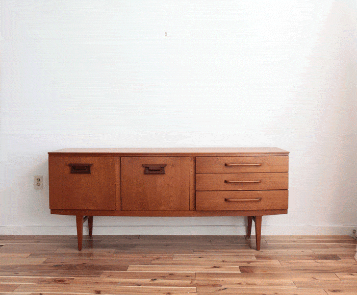 Credenza_4-Ways_Casual_GIF