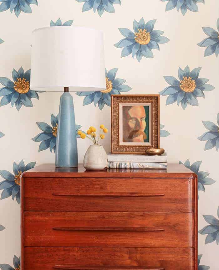 Dresser 4 Ways_Blue and White Flowers_Yellow_Casual_Country