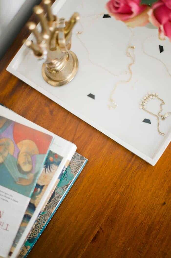 Emily Henderson + Curbly_bedroom16