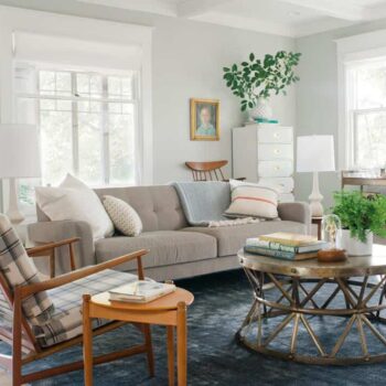 Emily Henderson + Curbly_livingroom01