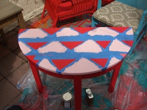 pattern painted table