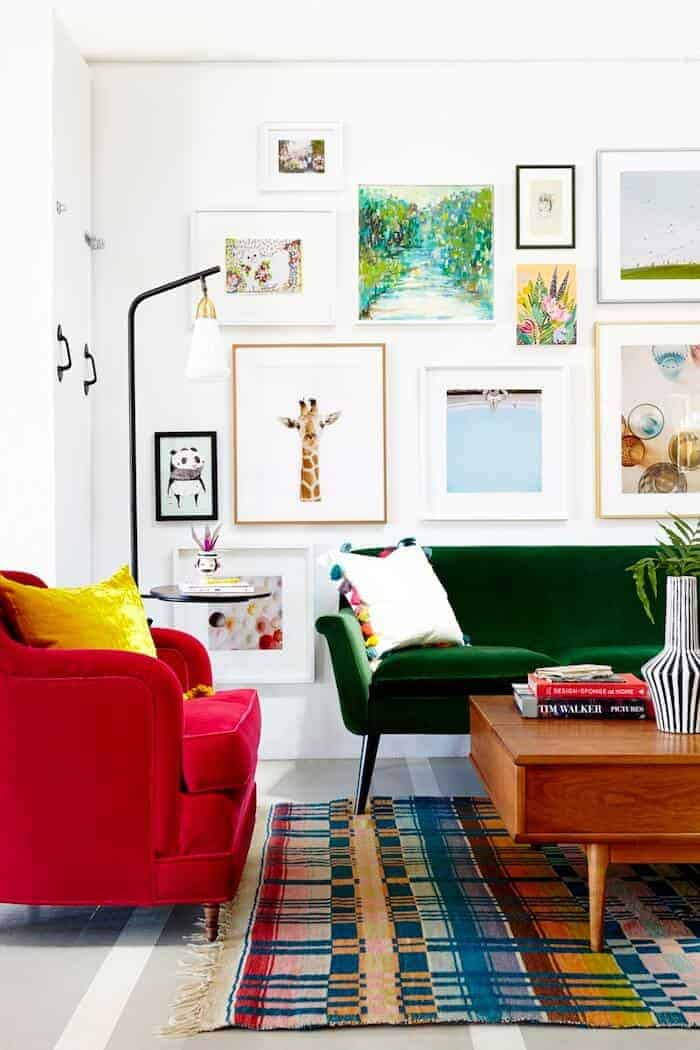 hot pink velvet chair