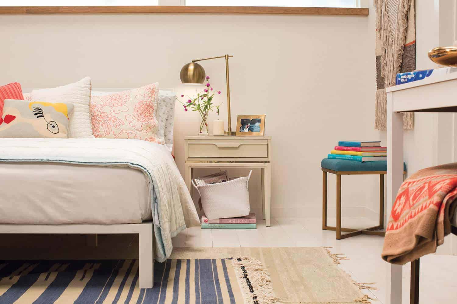Target Emily Henderson_bedroom_whiteblue orange casual calm 1