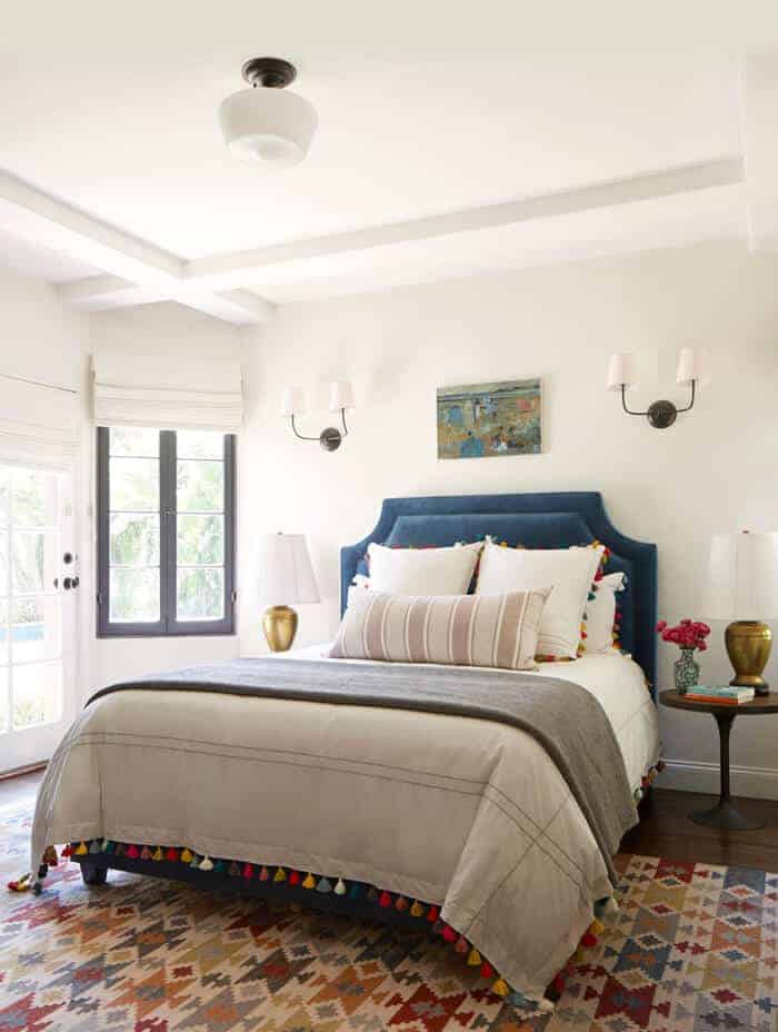 eclectic-guest-room