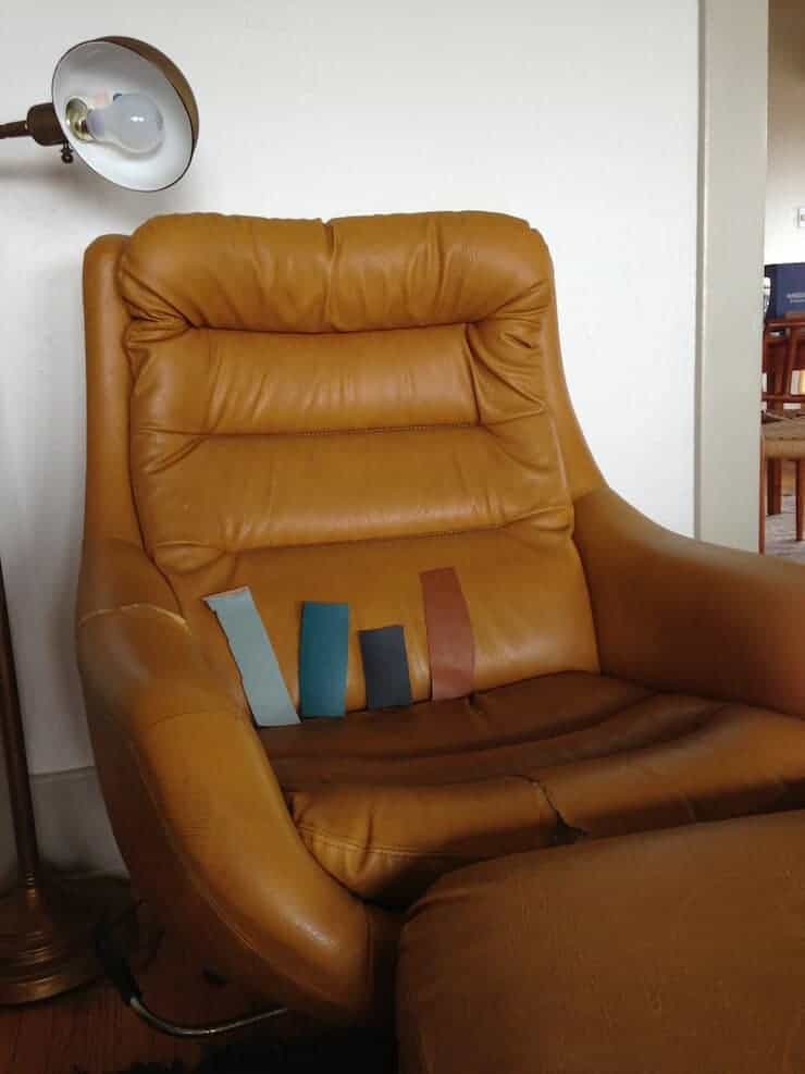 vinyl-chair